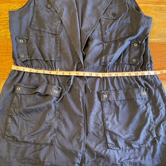 Lauren Ralph Lauren, navy oversized twill pocket cargo vest, XL, NWOT - Picture 10 of 11